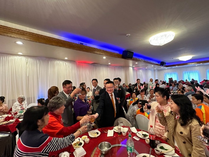 张稀哲父亲,讲述,从小懂得感,爱游戏app,爱游戏官网,爱游戏体育官网,爱游戏体育app