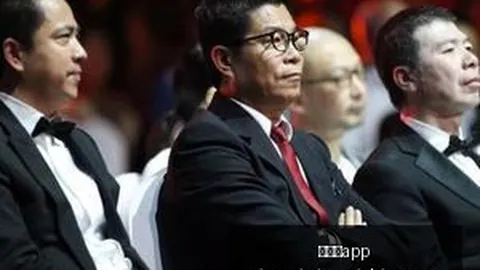 小米电竞手机新，爱游戏app，品，英雄联盟联名版亮相